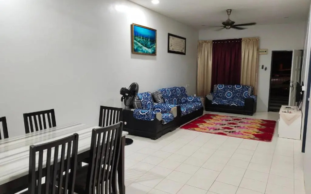 Hazim Homestay Pakej 1