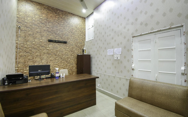OYO 75830 Hotel Rajpur Resort