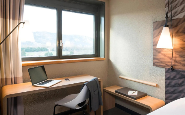 ibis Valence Sud