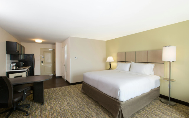 Candlewood Suites Omaha - Millard Area by IHG