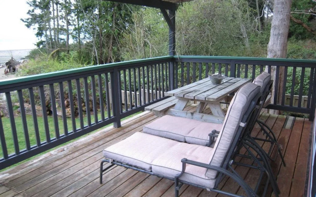 Seabreeze Resort