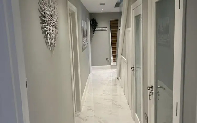 Croke Park, 3-beds ,1 Pullout bed , Sleeps 8