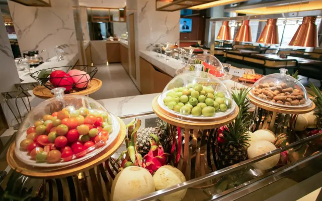 Ramada By Wyndham Vientiane Central