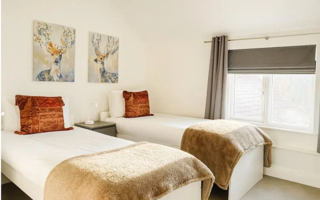 The Pontcanna Emerald | Free Parking | 3 Beds