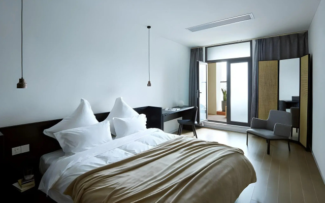 base PUSAN Serviced Apartment