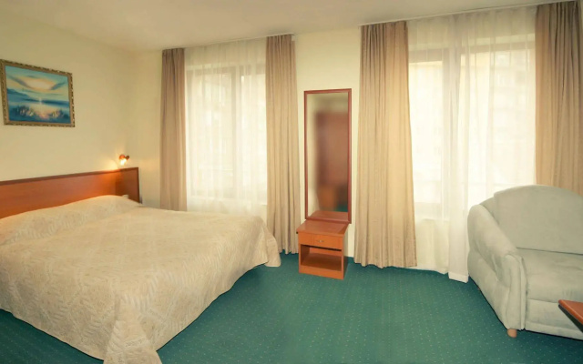 Dionis Hotel