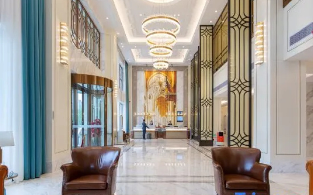 Vienna International Hotel (Yichang Zhongnan Road Branch)