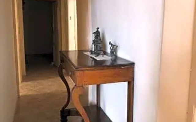 Zia Dina