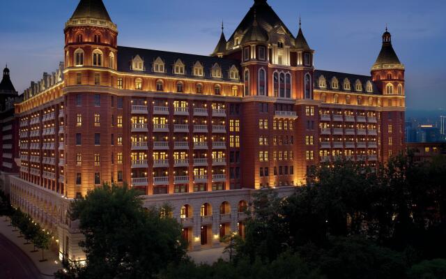 Отель The Ritz-Carlton, Tianjin вид на фасад