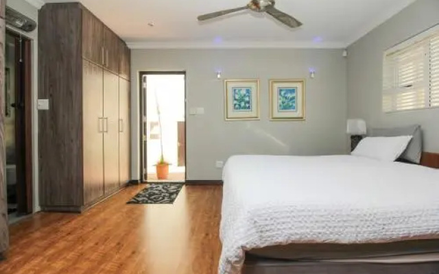 Apartment on Constance Road