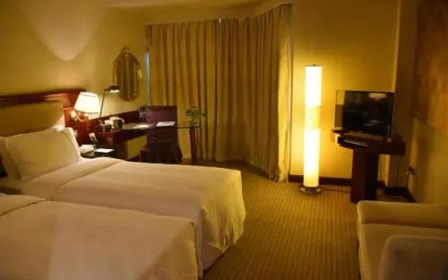 Dong Yue Hotel