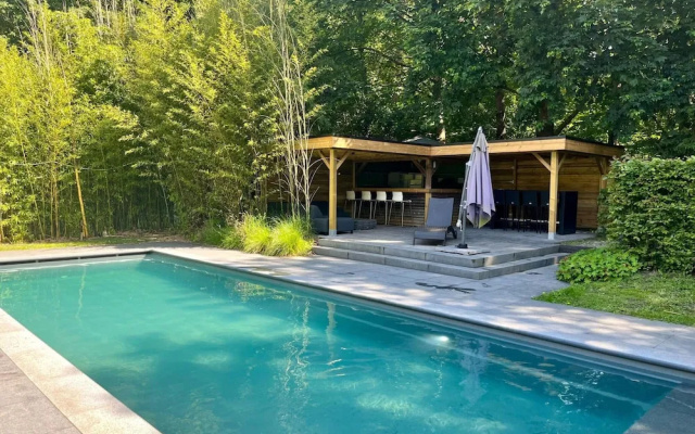 Renovated Farm With Heated Pool