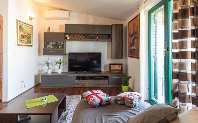 Amazing Apartment in Mastrinka With 2 Bedrooms and Wifi