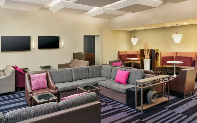Courtyard by Marriott New York JFK Airport