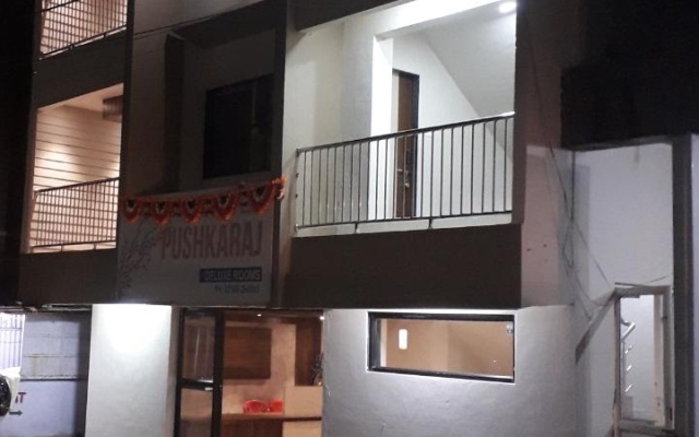 Hotel Pushkaraj