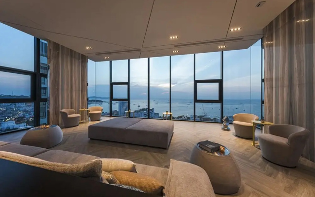 THE BASE Central Pattaya by UL