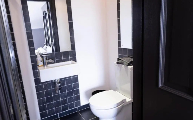 Luxurious 4BD Family Retreat in Magherafelt