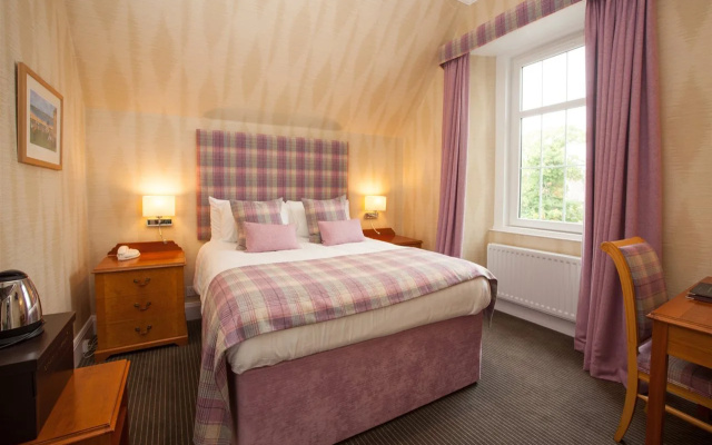 Old Manor Hotel
