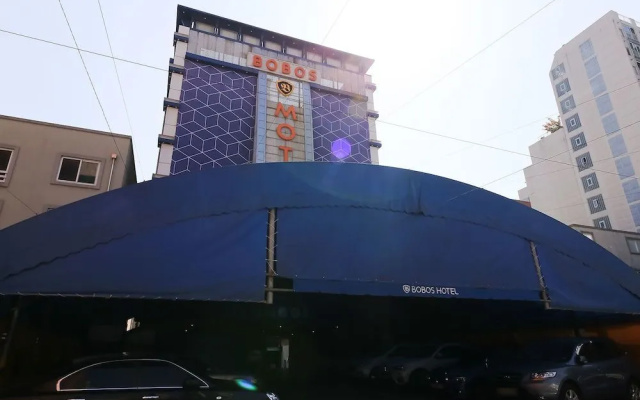 Hotel BOBOS