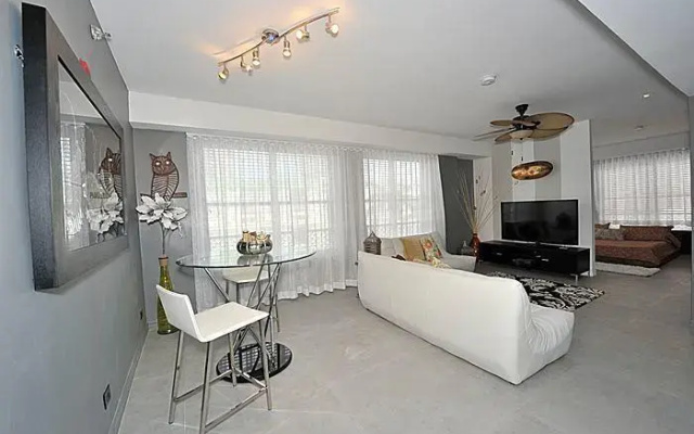 Chic Bohemian Apartment at the Mercury Hotel