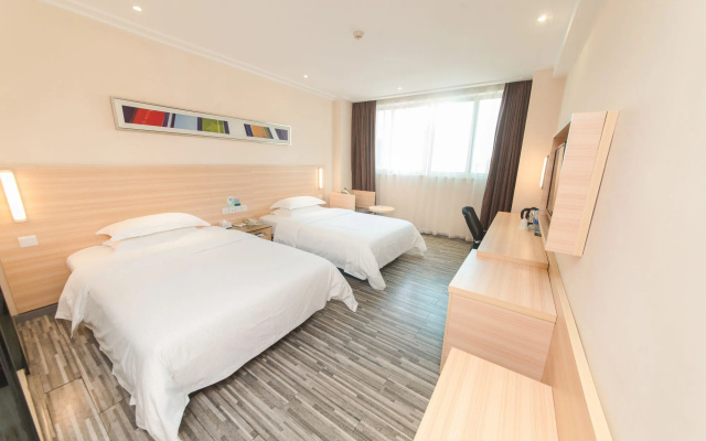 Rezen Proyal Hotel