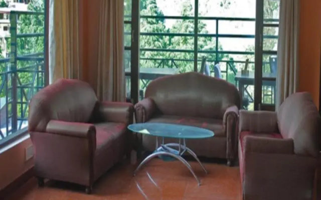 Hotel High Land Bhagsu by OYO Rooms