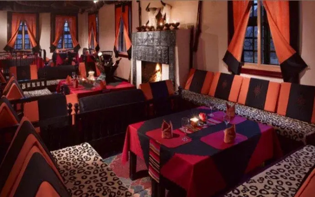 Gylthang Dzong Hotel