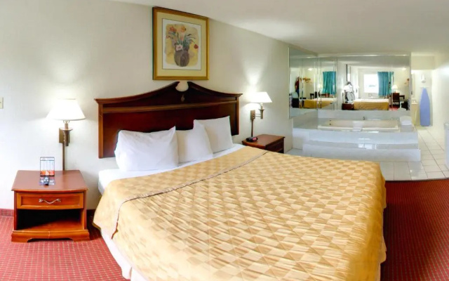 Key West Inn - Newport News