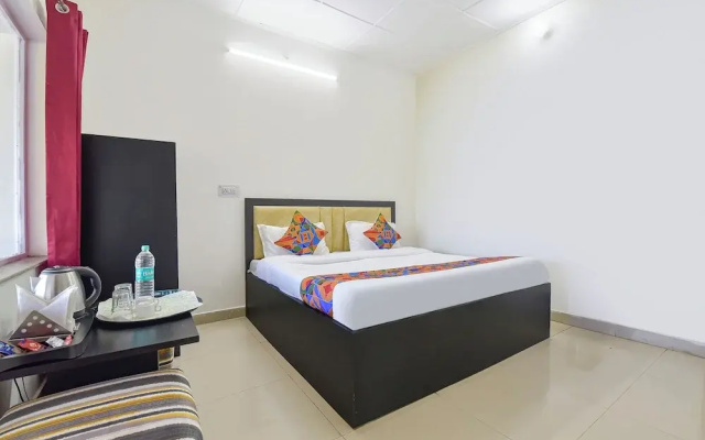 Fabhotel Green Acres