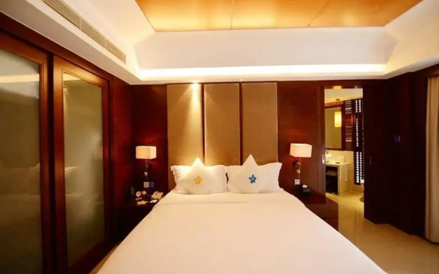 Отель Sanya Marina Spa