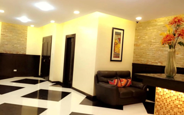 Jo Carter's Hotel and Suites Angeles City
