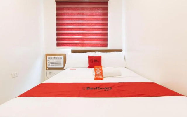 RedDoorz near Fernwoods Garden Quezon City