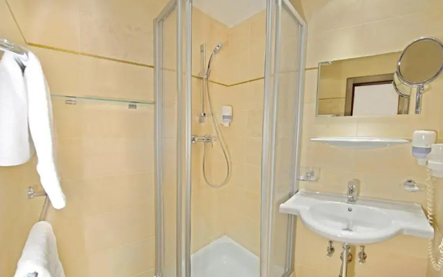 Sport & Spa Hotel Strass