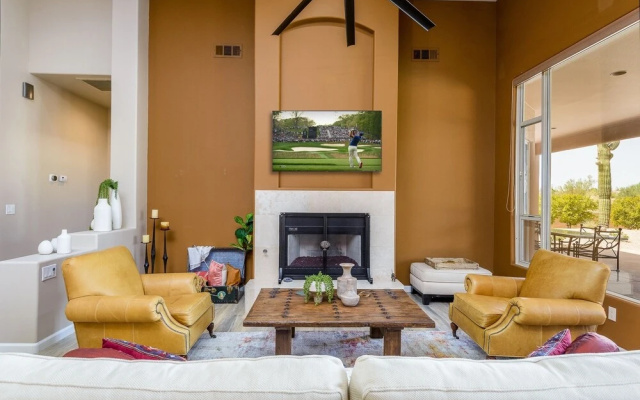Casa Monument 3 Bedroom Home by RedAwning
