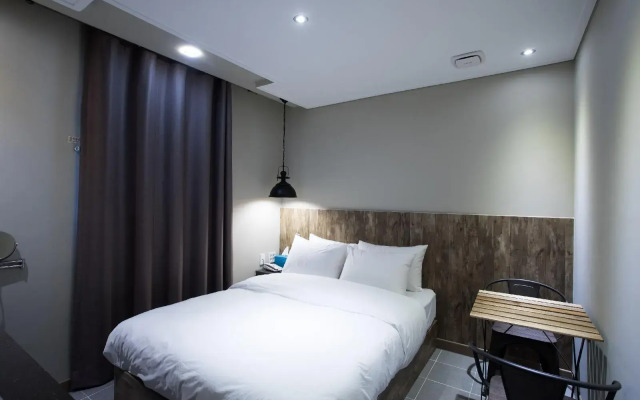 Hotel Millhaus Shinchon
