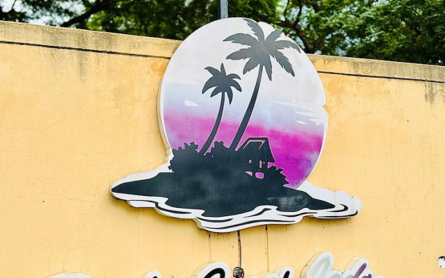 Florida Guest Lodge