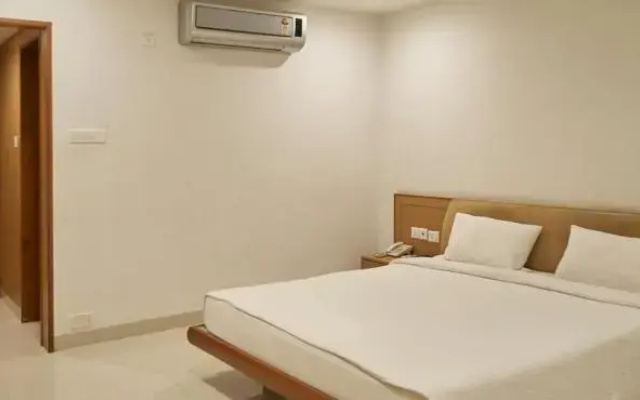 Sybaritic Suites