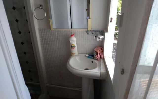 Guest House On Gunia - Hostel