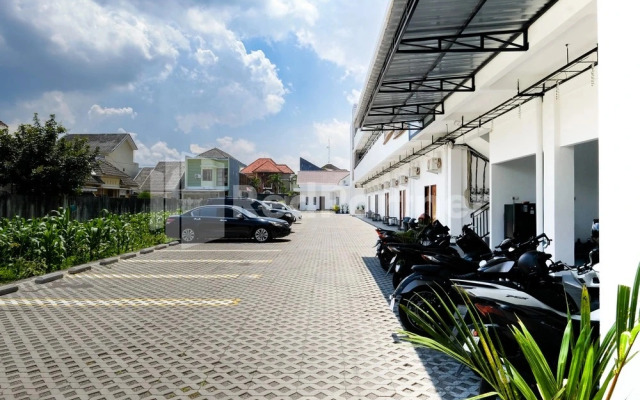 Tentram Guesthouse near Amikom Mitra RedDoorz