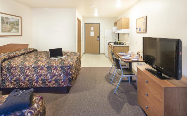 Studio 6 Extended Stay Wichita South KS