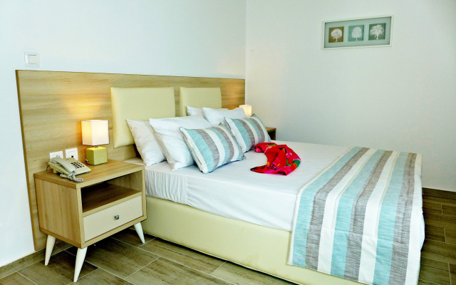 Amaryllis Beach Hotel