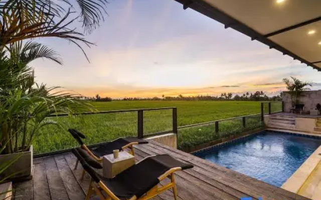 Samsara Villa with Rice Field View