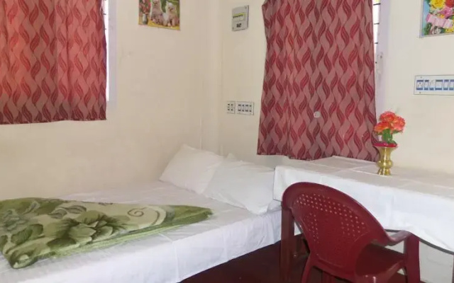 Hilly Hut Home Stay