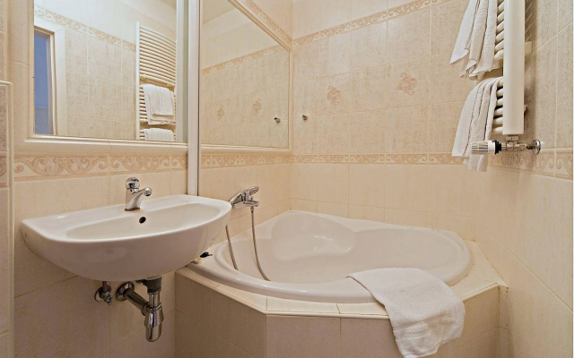 Donatello Hotel