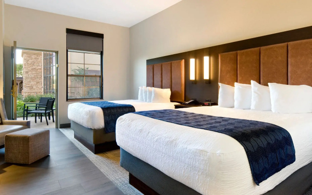 ClubHouse Hotel & Suites - Rapid City
