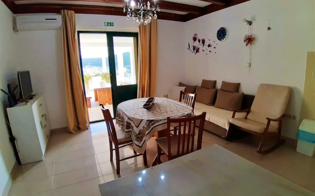 Room in Apartment - Apartments and Rooms With a Swimming Pool Kampor - rab