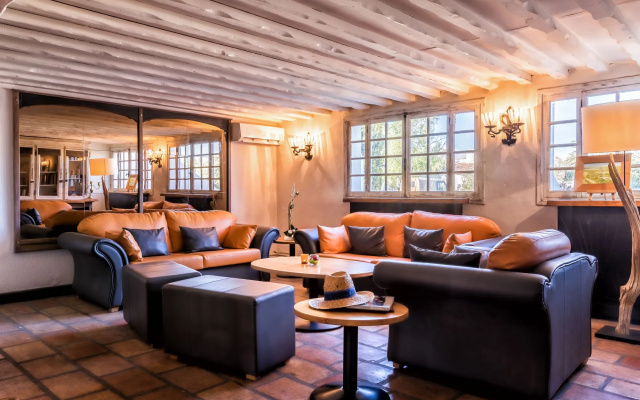 Auberge Cavaliere du Pont Des Bannes