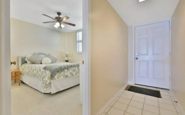 Sand Dollar III 605