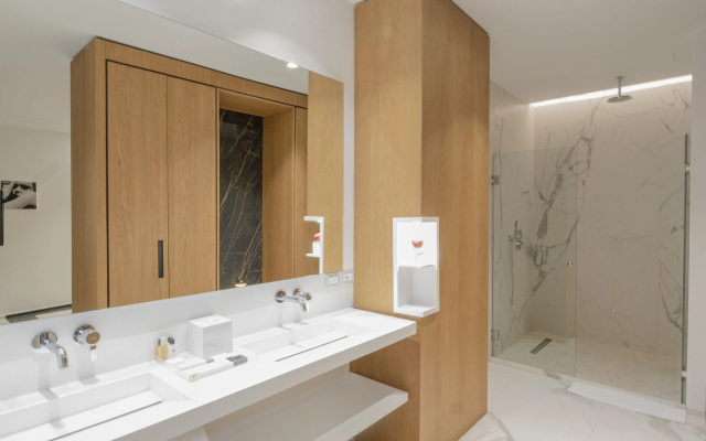 Maritim Marina Bay Resort Spa & Casino