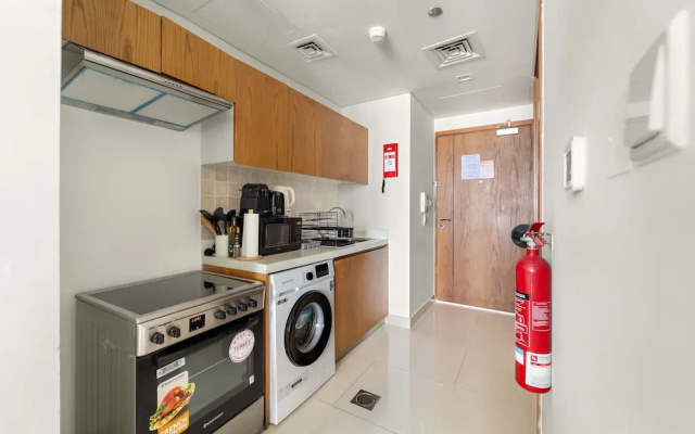 Silkhaus Holiday Studio Stay in Julphar Tower